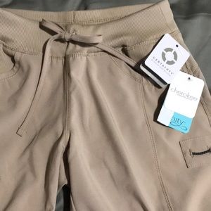 Brand new Cherokee infinity scrub PETITE bottoms